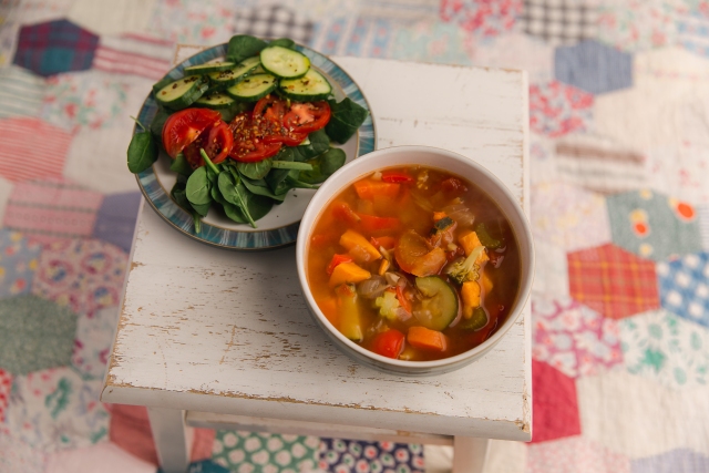 veggie-soup-and-salad